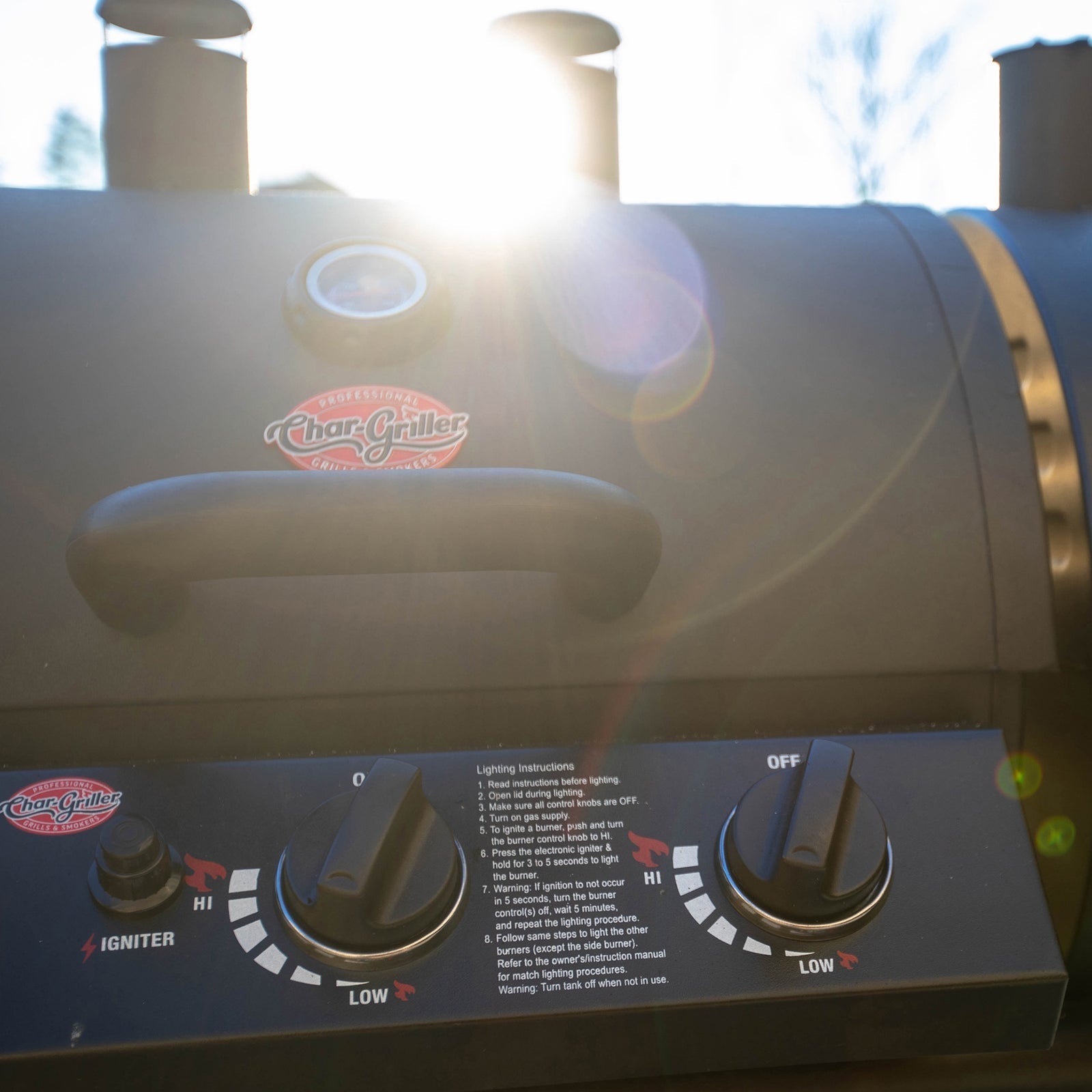 DUO Gas and Charcoal BBQ with Side Burner
